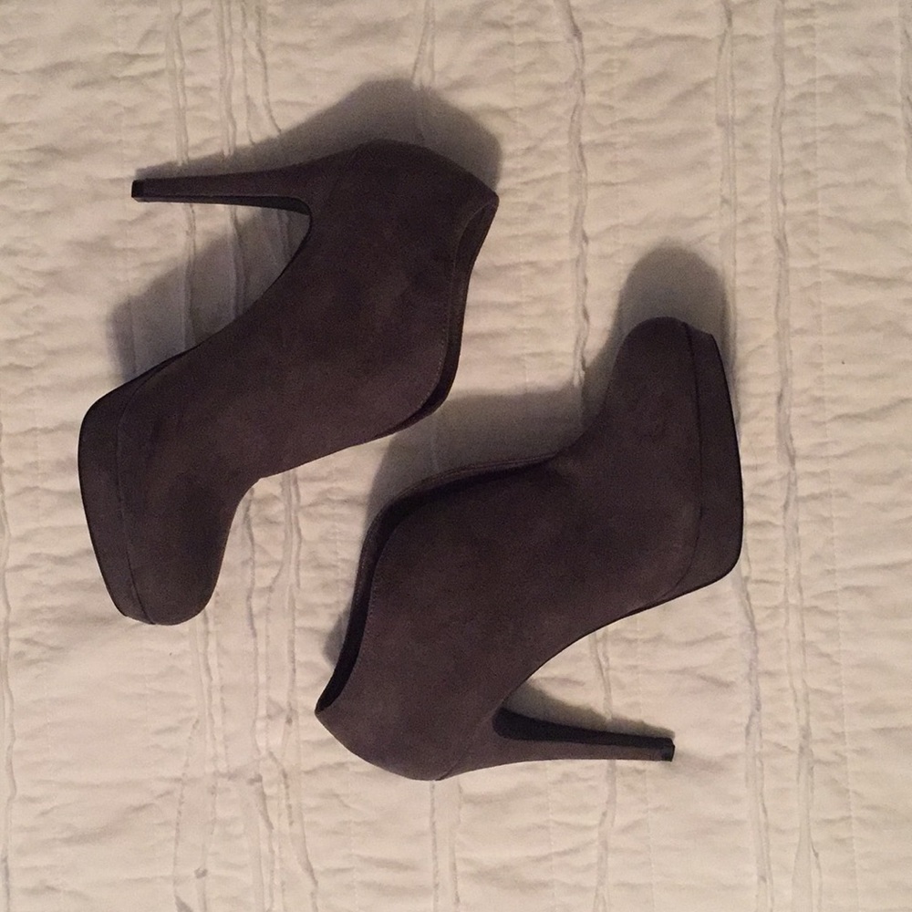 Suede dark grey bootie heels